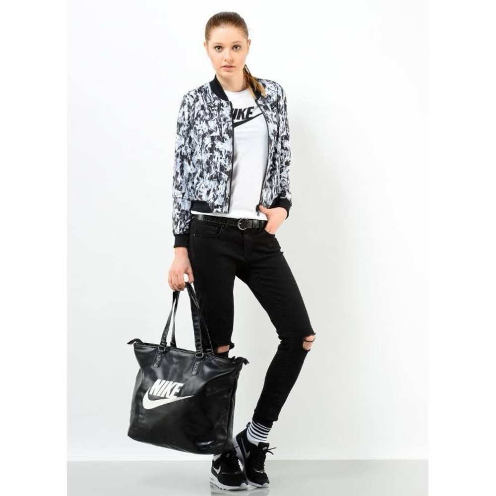 Nike Bonded Woven Reversible Bomber Women’s Jacket Size S Black